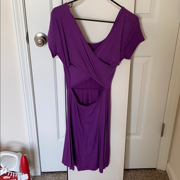 Dress - Picture 2 of 3